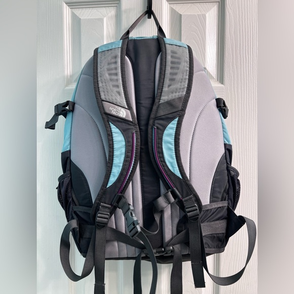 The North Face Borealis School College Travel Hike Aqua Green Large Backpack - Picture 3 of 14